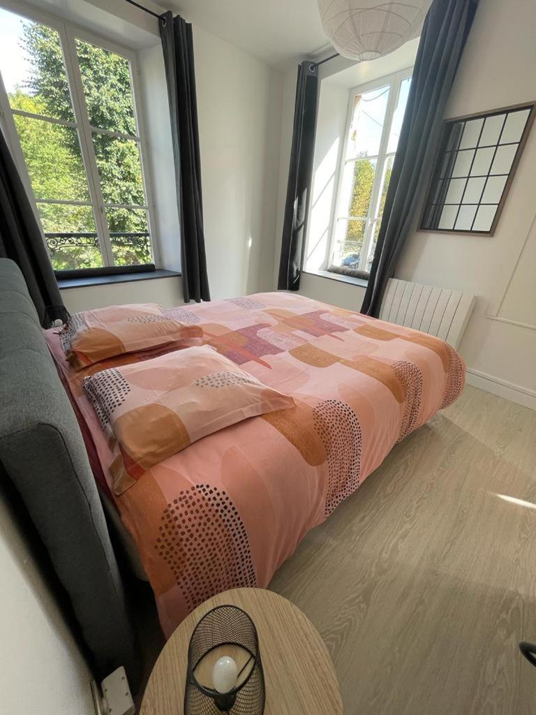 Appartement Le Petit Charcot Charleville-Mézières Exterior foto